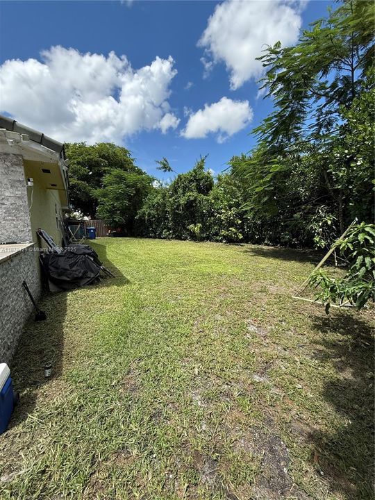 Недавно продано: $650,000 (3 спален, 2 ванн, 1791 Квадратных фут)