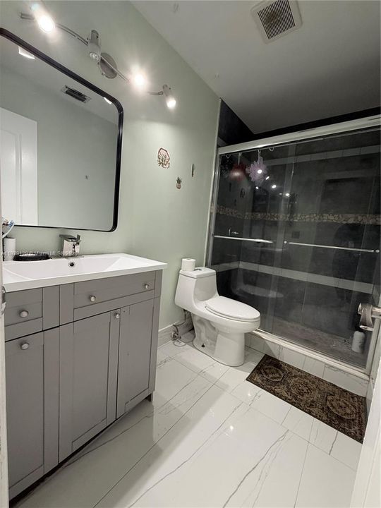 Недавно продано: $650,000 (3 спален, 2 ванн, 1791 Квадратных фут)