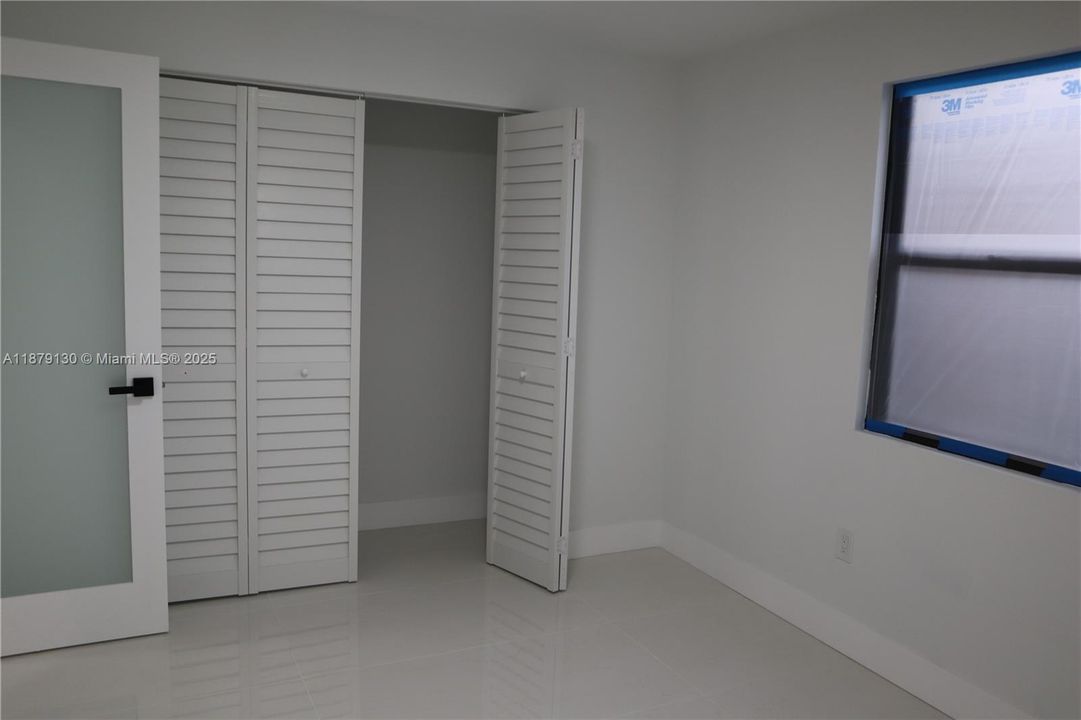 合同活跃: $2,890 (3 贝兹, 2 浴室, 1340 平方英尺)