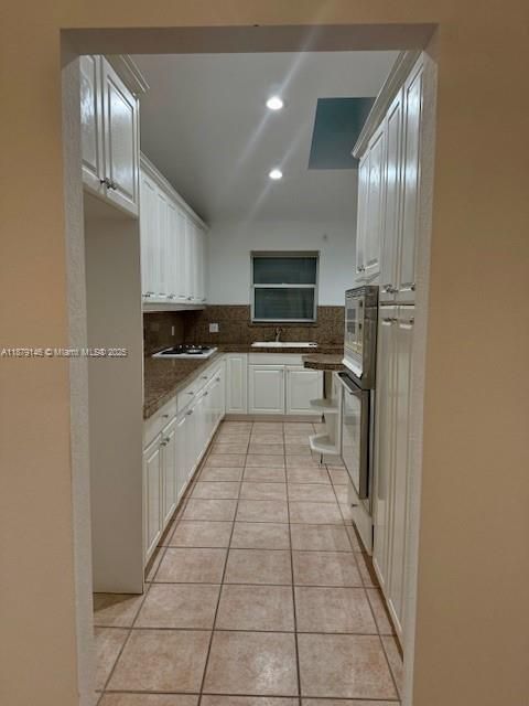 For Sale: $1,395,000 (4 beds, 3 baths, 2836 Square Feet)