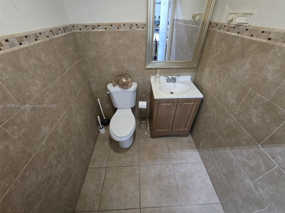 For Rent: $7,000 (0 beds, 0 baths, 0 Square Feet)