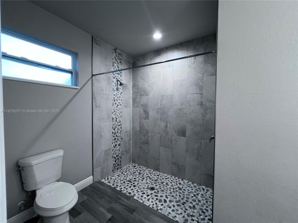 待售: $299,900 (3 贝兹, 2 浴室, 1536 平方英尺)