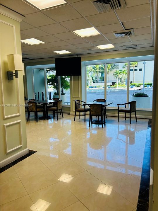 Social/Gathering Room Sitting Area