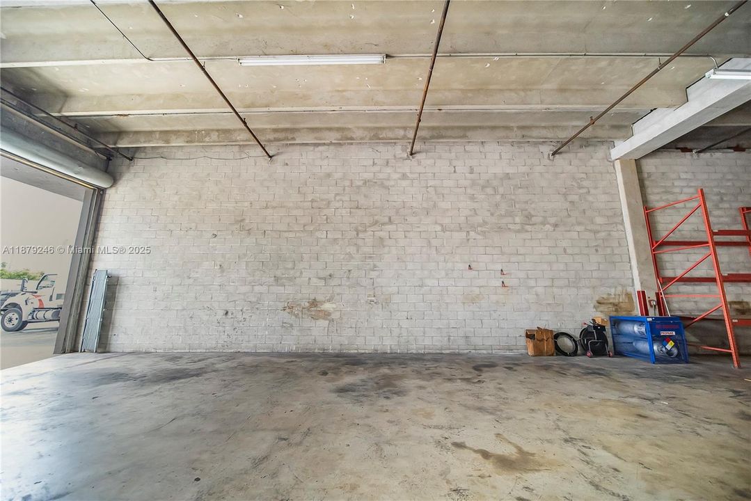 出租: $20 (0 贝兹, 0 浴室, 0 平方英尺)