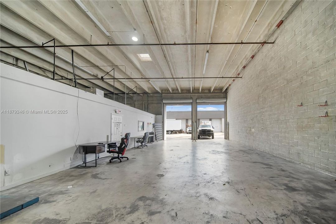 出租: $20 (0 贝兹, 0 浴室, 0 平方英尺)