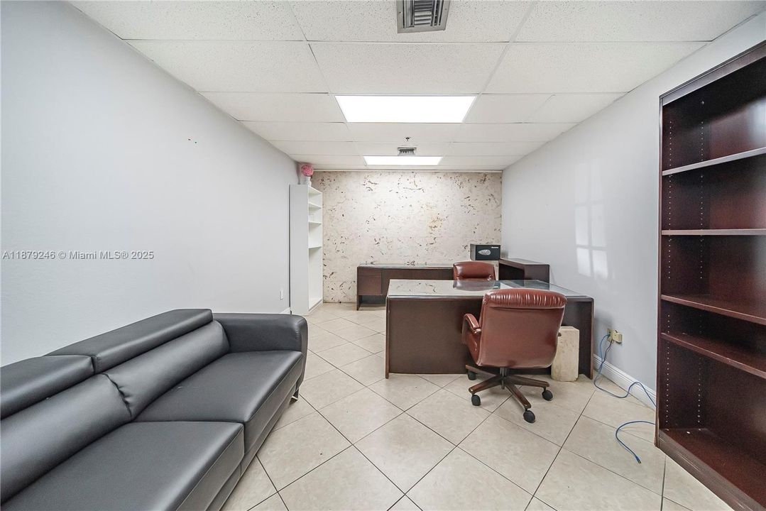 出租: $20 (0 贝兹, 0 浴室, 0 平方英尺)