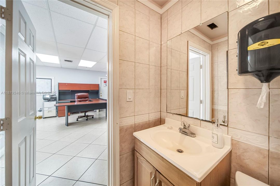 出租: $20 (0 贝兹, 0 浴室, 0 平方英尺)