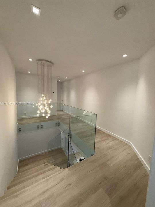 В аренду: $11,500 (5 спален, 4 ванн, 3698 Квадратных фут)