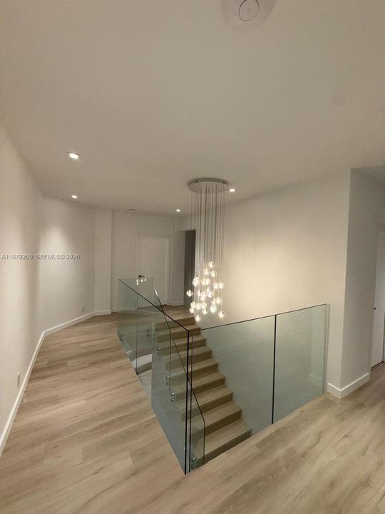В аренду: $11,500 (5 спален, 4 ванн, 3698 Квадратных фут)