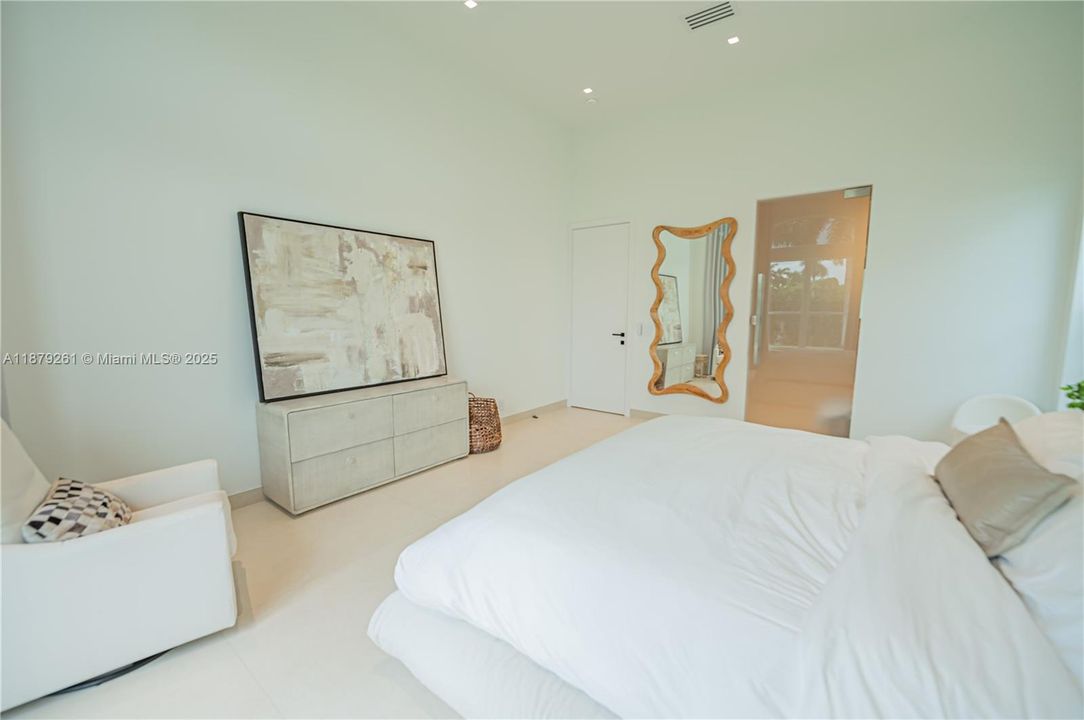 待售: $1,680,000 (5 贝兹, 3 浴室, 2437 平方英尺)