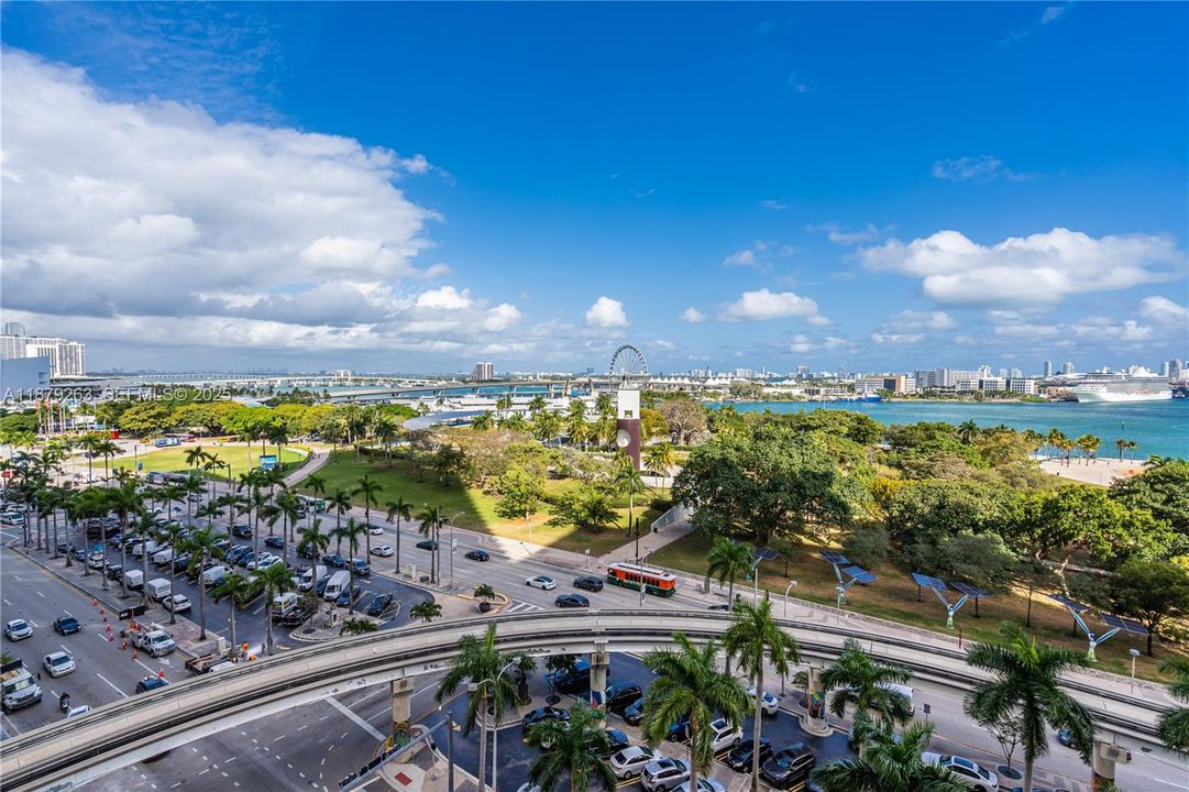 En Venta: $749,500 (2 camas, 2 baños, 1256 Pies cuadrados)