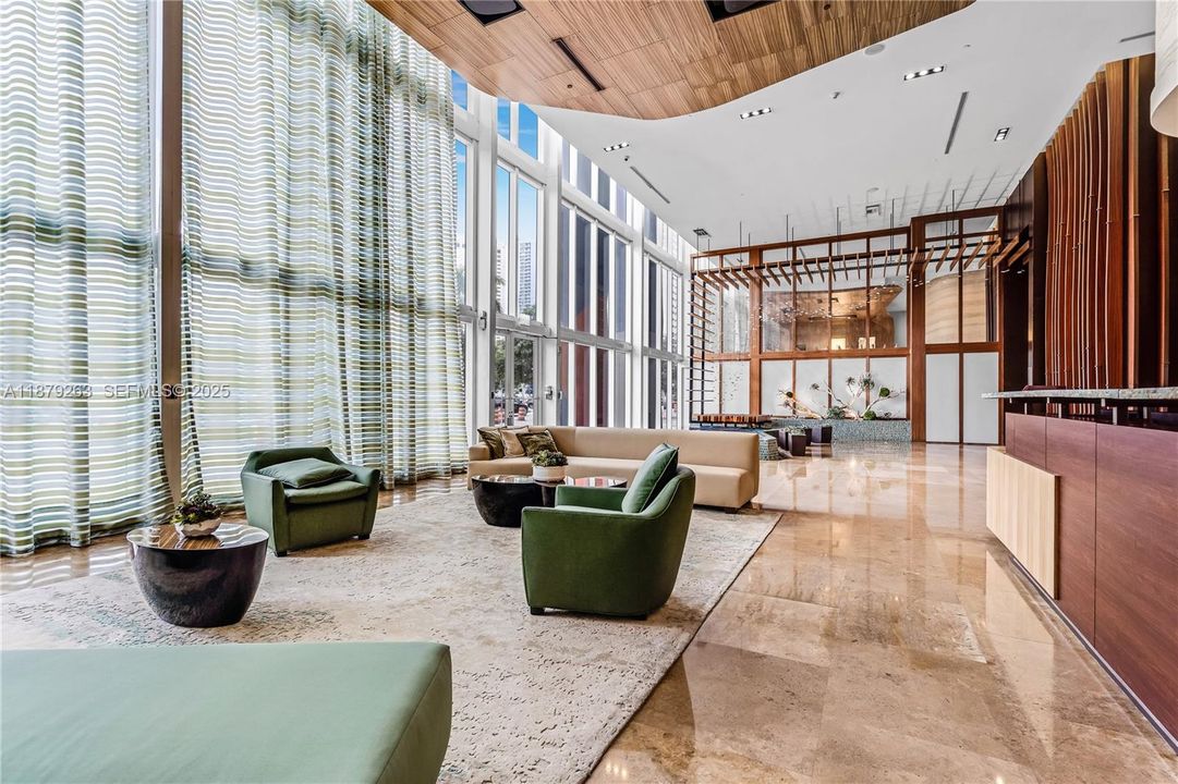 En Venta: $749,500 (2 camas, 2 baños, 1256 Pies cuadrados)