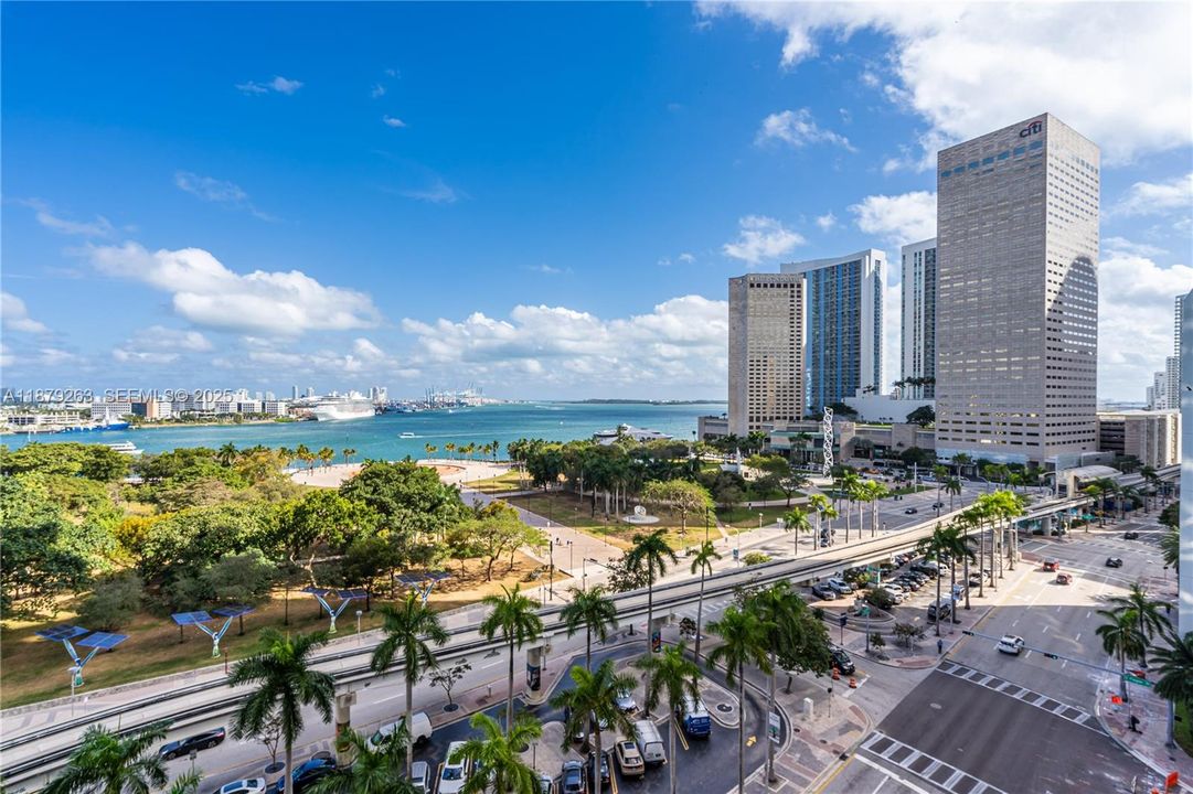 En Venta: $749,500 (2 camas, 2 baños, 1256 Pies cuadrados)