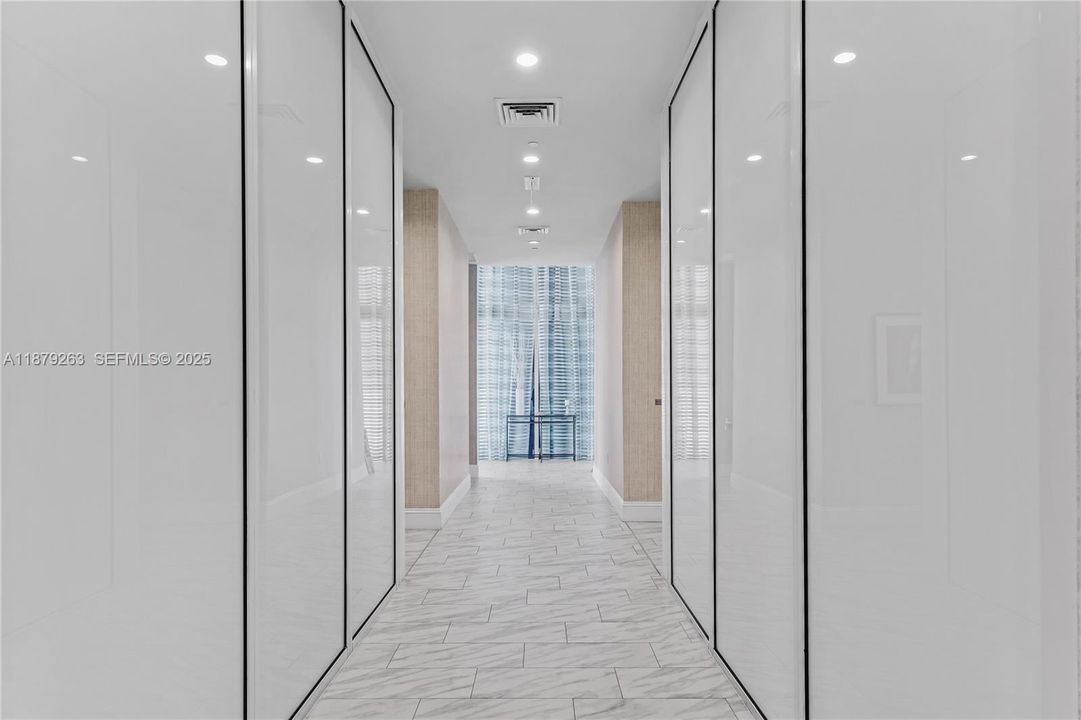 En Venta: $749,500 (2 camas, 2 baños, 1256 Pies cuadrados)