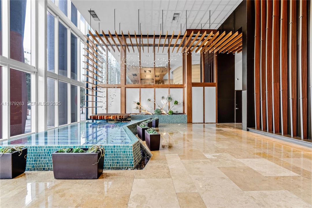 En Venta: $749,500 (2 camas, 2 baños, 1256 Pies cuadrados)