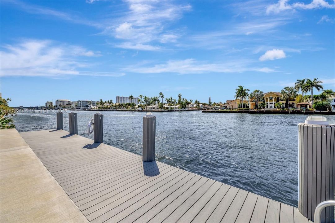 For Sale: $340,000 (2 beds, 2 baths, 1350 Square Feet)