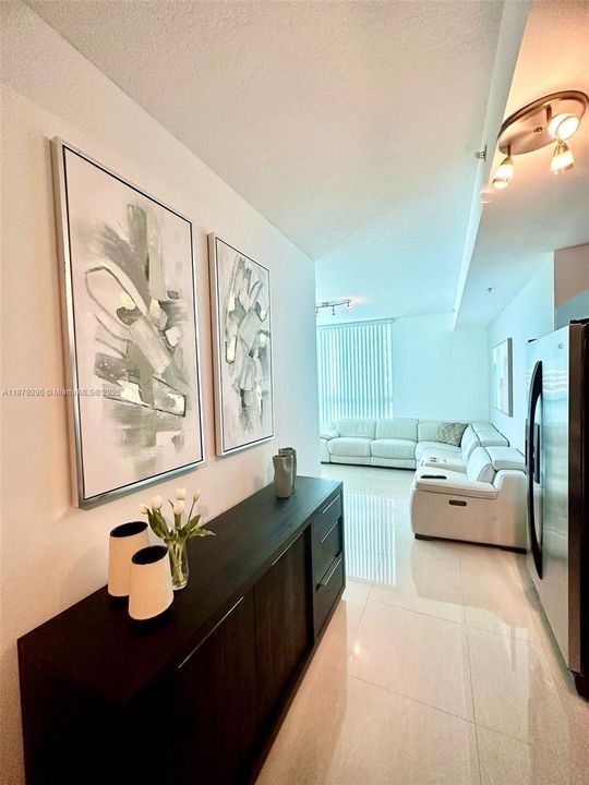 На продажу: $375,000 (0 спален, 1 ванн, 594 Квадратных фут)