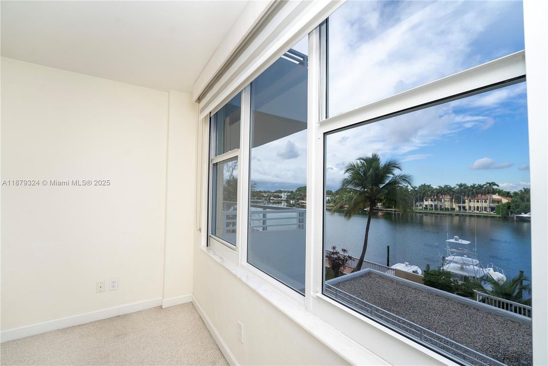 Recently Sold: $540,000 (2 beds, 2 baths, 1190 Square Feet)