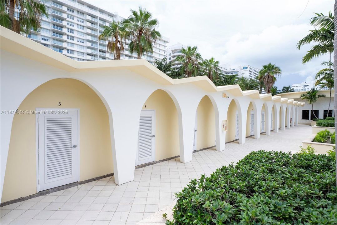 Recently Sold: $540,000 (2 beds, 2 baths, 1190 Square Feet)