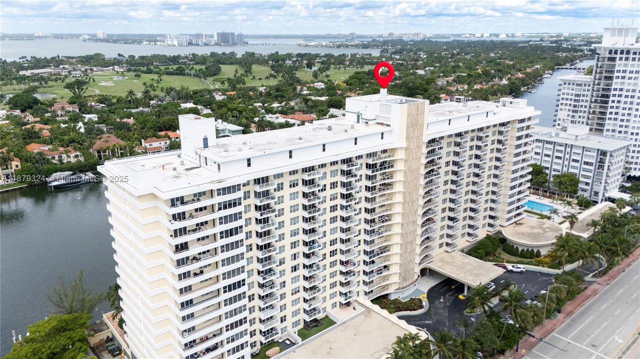 Recently Sold: $540,000 (2 beds, 2 baths, 1190 Square Feet)