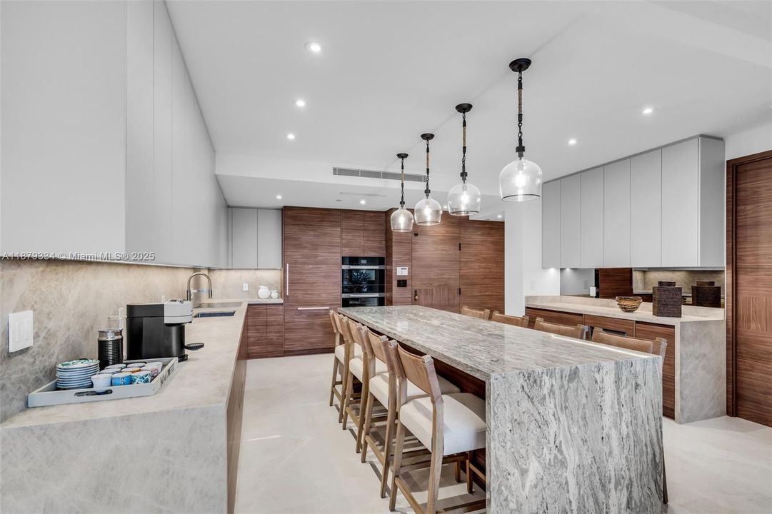 Недавно арендовано: $12,000 (3 спален, 2 ванн, 1546 Квадратных фут)