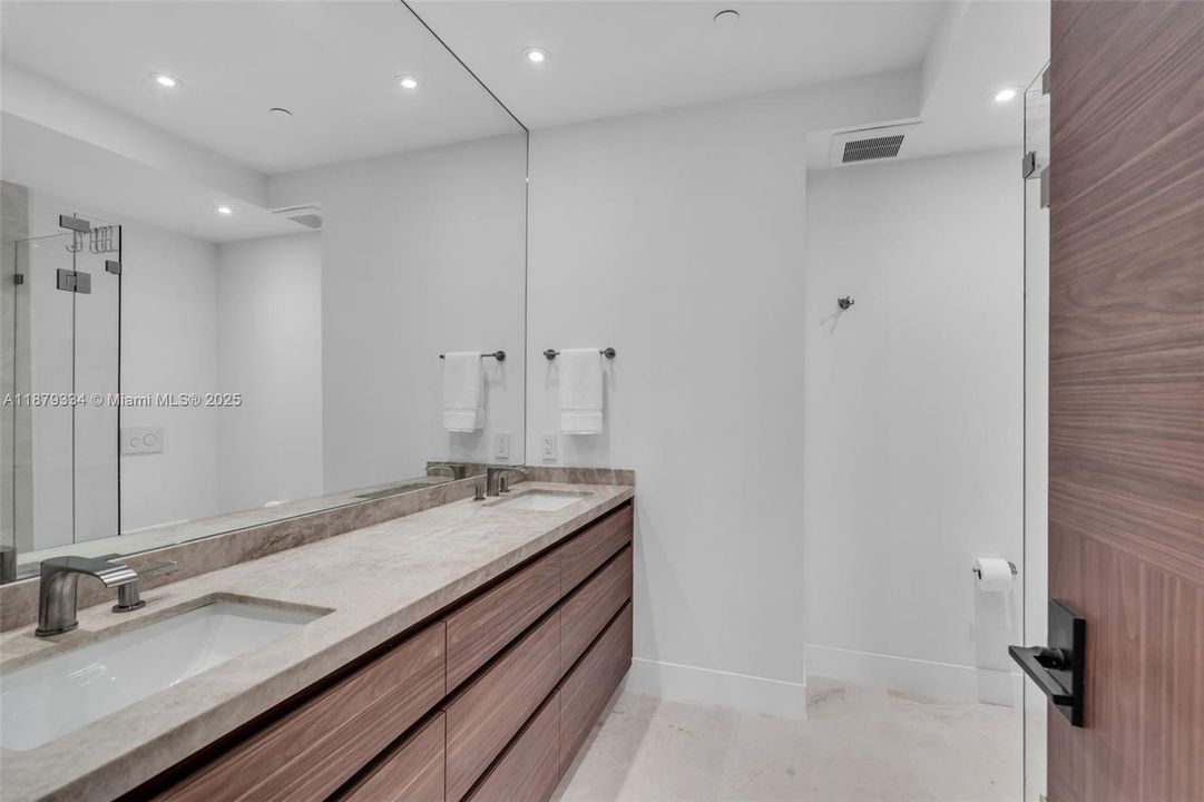 Недавно арендовано: $12,000 (3 спален, 2 ванн, 1546 Квадратных фут)