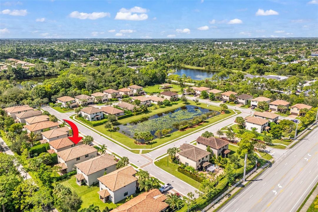 For Sale: $715,000 (5 beds, 3 baths, 2966 Square Feet)