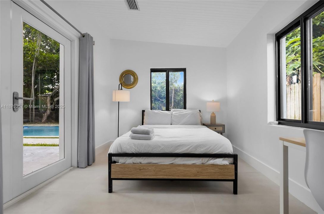 Active With Contract: $7,200 (4 beds, 2 baths, 1540 Square Feet)