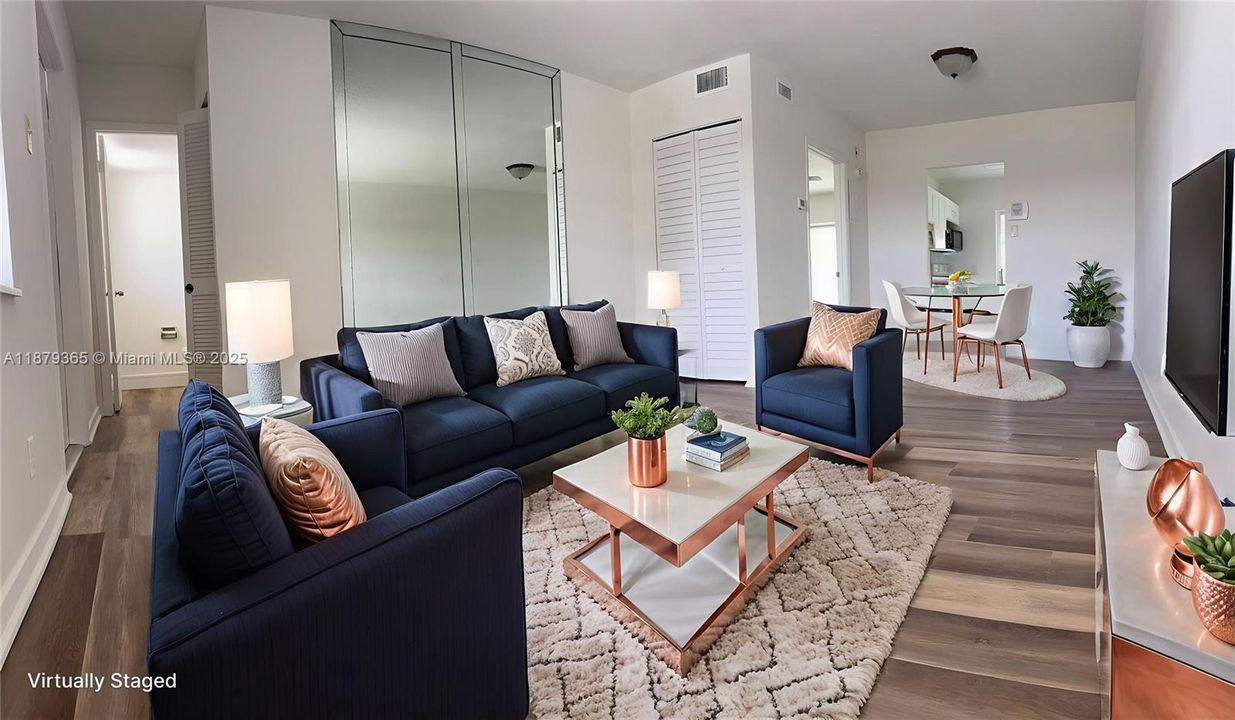 For Sale: $69,900 (1 beds, 1 baths, 735 Square Feet)