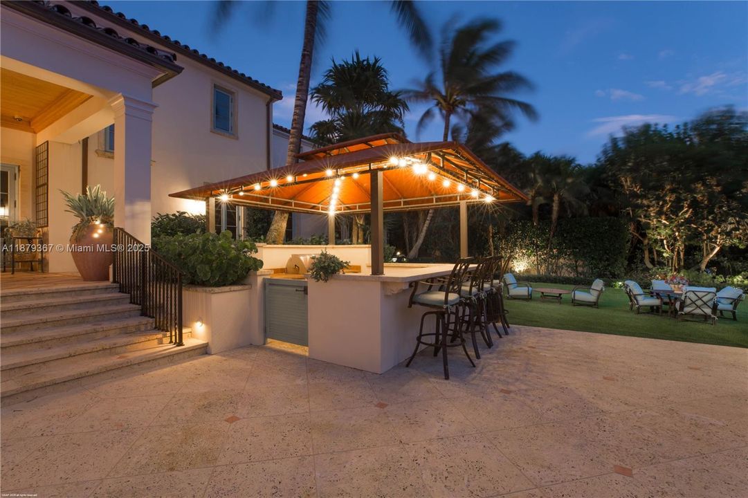 For Sale: $35,550,000 (5 beds, 6 baths, 8997 Square Feet)