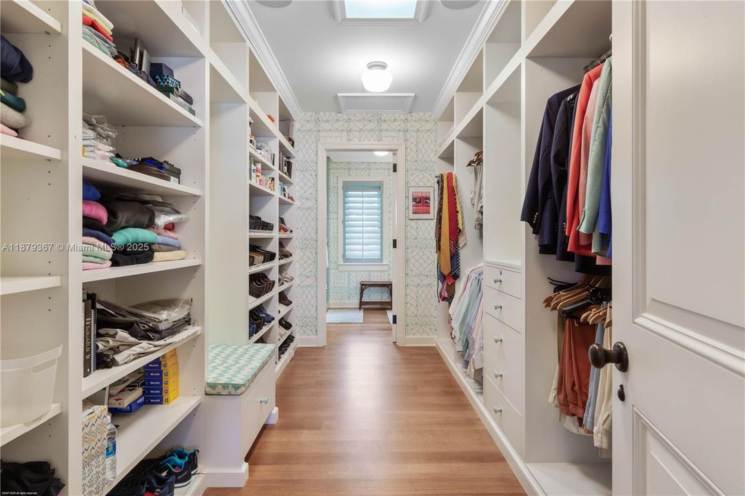 For Sale: $35,550,000 (5 beds, 6 baths, 8997 Square Feet)