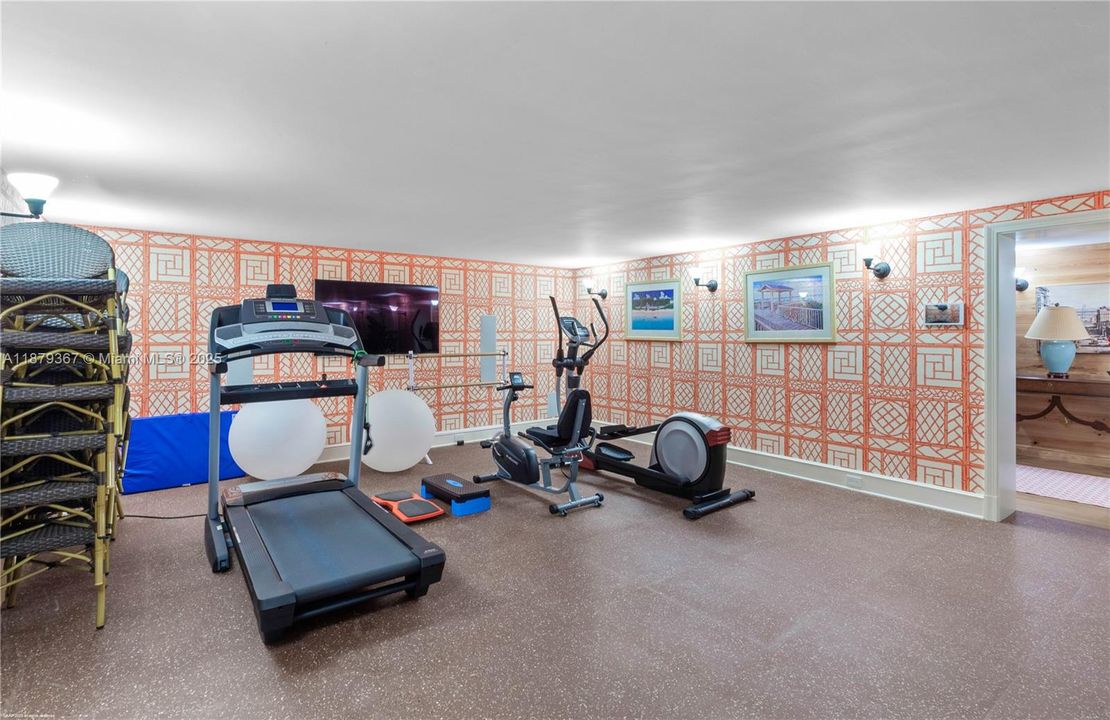 For Sale: $35,550,000 (5 beds, 6 baths, 8997 Square Feet)