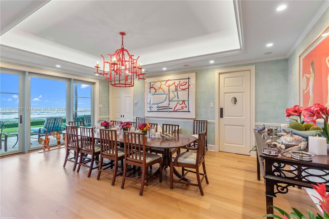 For Sale: $35,550,000 (5 beds, 6 baths, 8997 Square Feet)