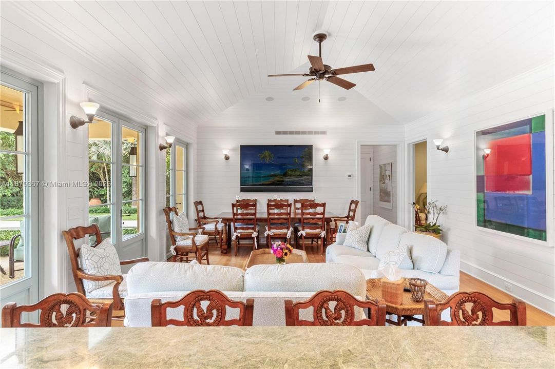 For Sale: $35,550,000 (5 beds, 6 baths, 8997 Square Feet)