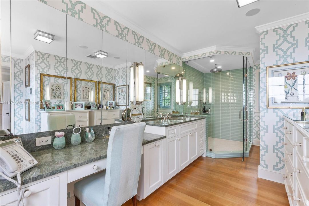 For Sale: $35,550,000 (5 beds, 6 baths, 8997 Square Feet)