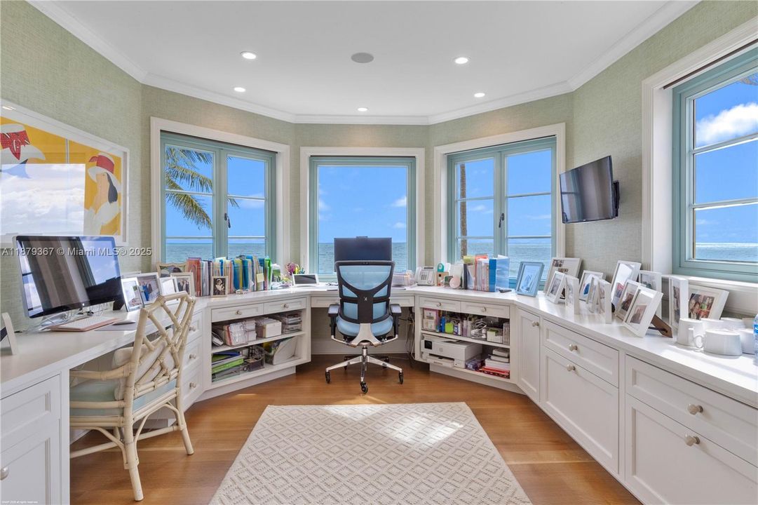 For Sale: $35,550,000 (5 beds, 6 baths, 8997 Square Feet)