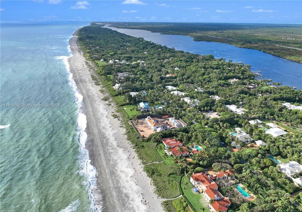 For Sale: $35,550,000 (5 beds, 6 baths, 8997 Square Feet)