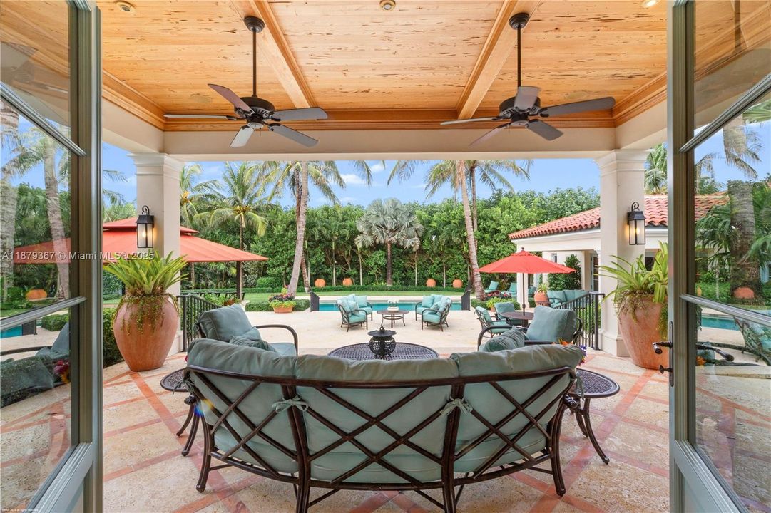 For Sale: $35,550,000 (5 beds, 6 baths, 8997 Square Feet)