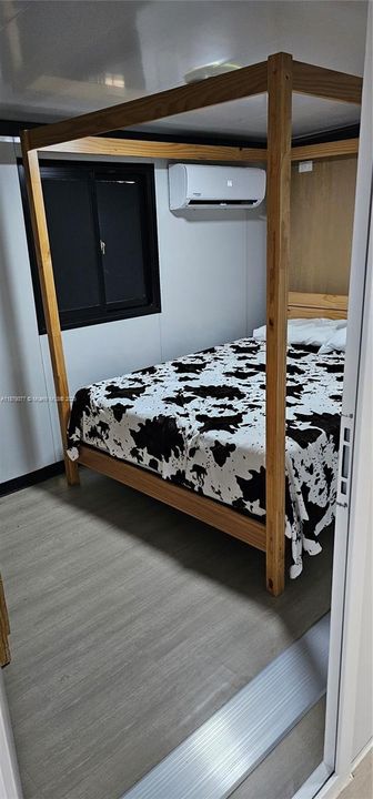 For Sale: $950,000 (0 beds, 0 baths, 0 Square Feet)