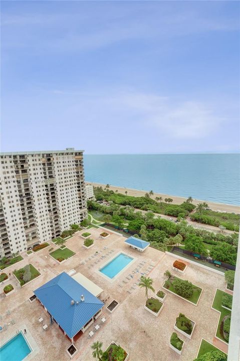 For Sale: $599,999 (1 beds, 1 baths, 1190 Square Feet)