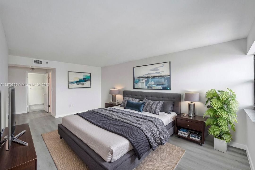 For Sale: $599,999 (1 beds, 1 baths, 1190 Square Feet)