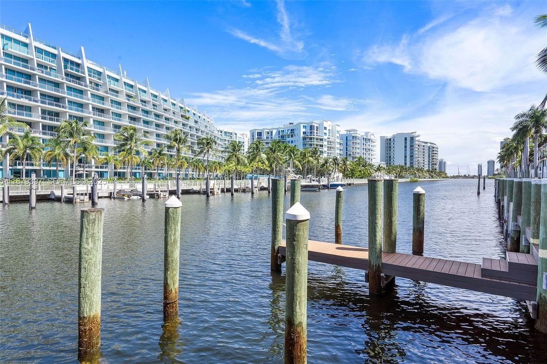 For Sale: $599,000 (2 beds, 1 baths, 1314 Square Feet)