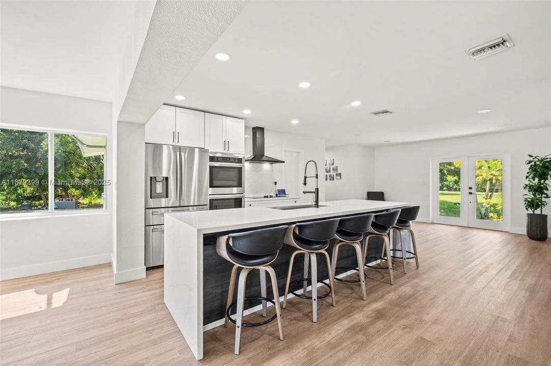 For Sale: $1,750,000 (4 beds, 3 baths, 2492 Square Feet)