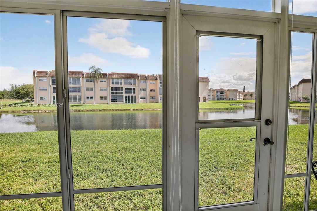 На продажу: $89,000 (1 спален, 1 ванн, 850 Квадратных фут)