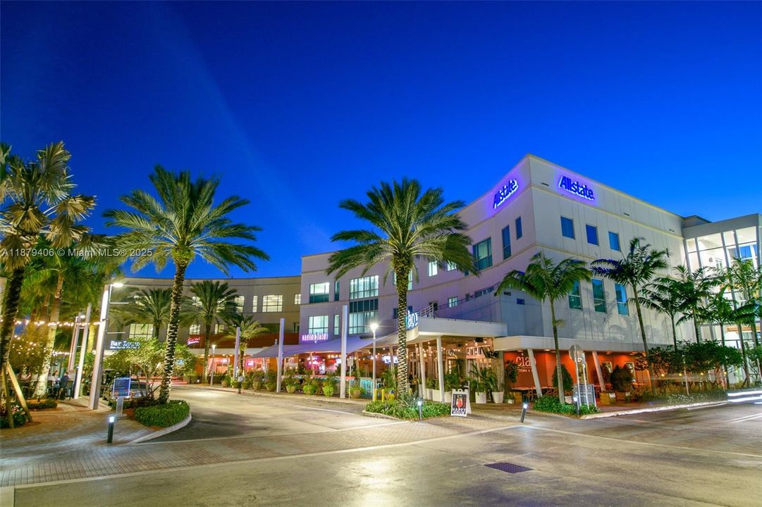 For Sale: $399,000 (3 beds, 2 baths, 1388 Square Feet)