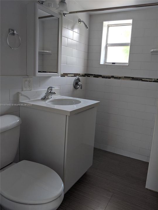 Recientemente alquilado: $3,250 (3 camas, 2 baños, 1220 Pies cuadrados)