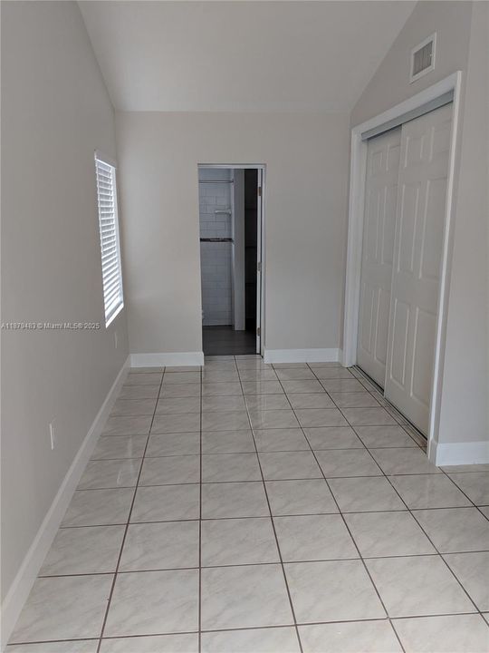 Recientemente alquilado: $3,250 (3 camas, 2 baños, 1220 Pies cuadrados)