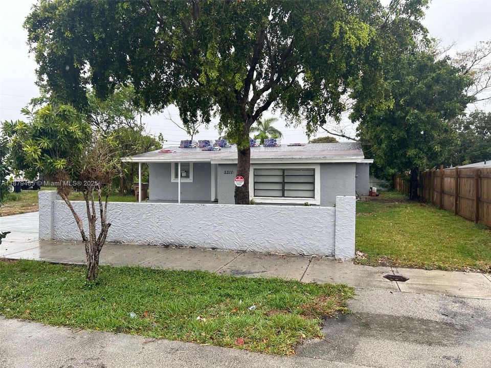 Activo con contrato: $549,900 (0 camas, 0 baños, 0 Pies cuadrados)