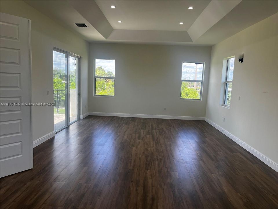 For Rent: $11,000 (6 beds, 6 baths, 0 Square Feet)