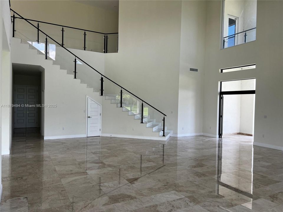 For Rent: $11,000 (6 beds, 6 baths, 0 Square Feet)